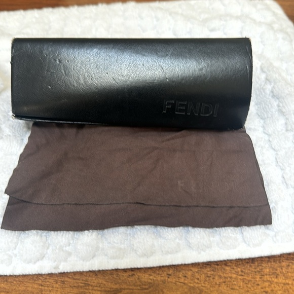 Fendi - eyeglasses - Picture 6 of 6